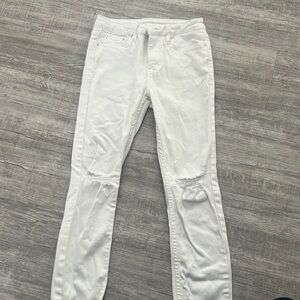 WHITE RIPPED JEANS KSUBI